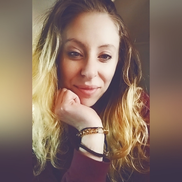 Meet your Posher, Heather - Picture 5 of 15